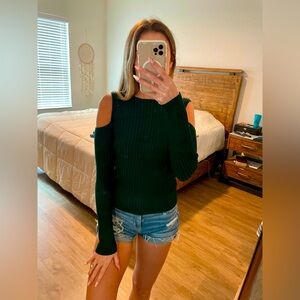 Forever 21 sweater top